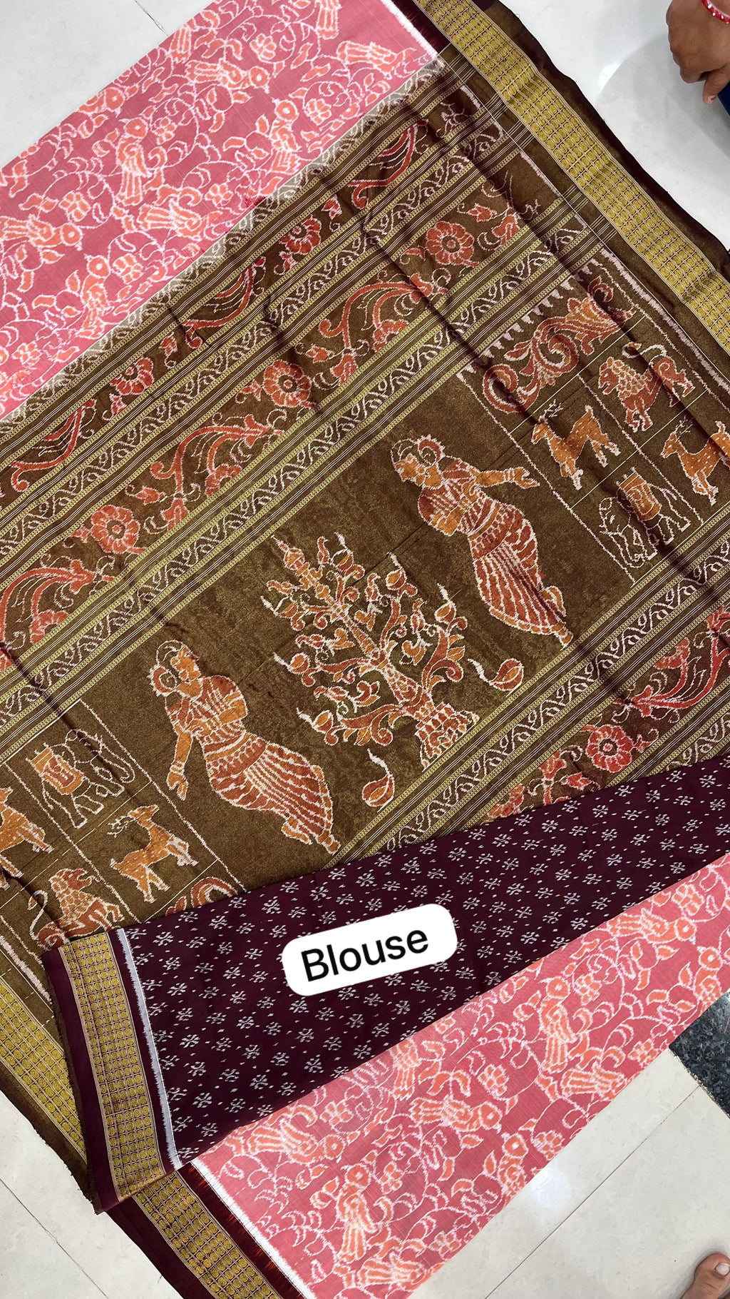 Exclusive design half tissue blouse piece